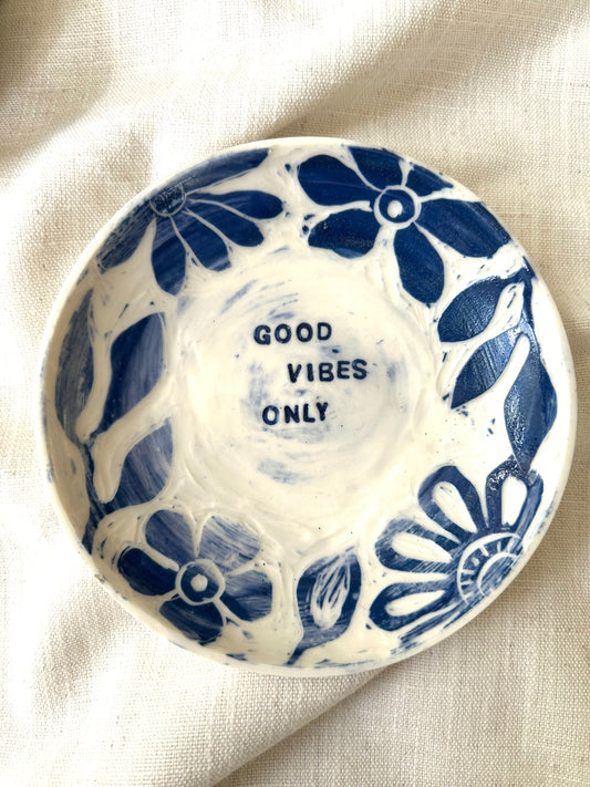 צלוחית good vibes 2