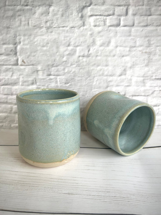 כוס חיבוק- תכלכלת